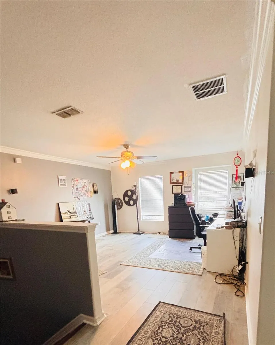 Bonus room,game room office room upstairs
