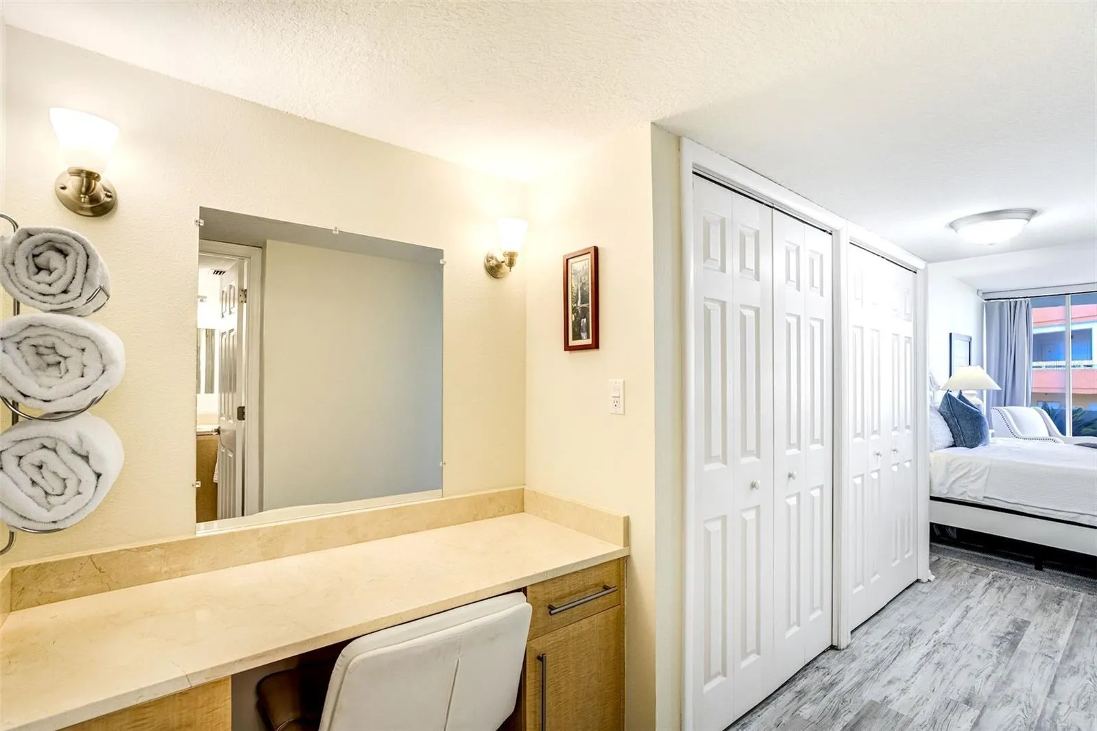Additional Vanity