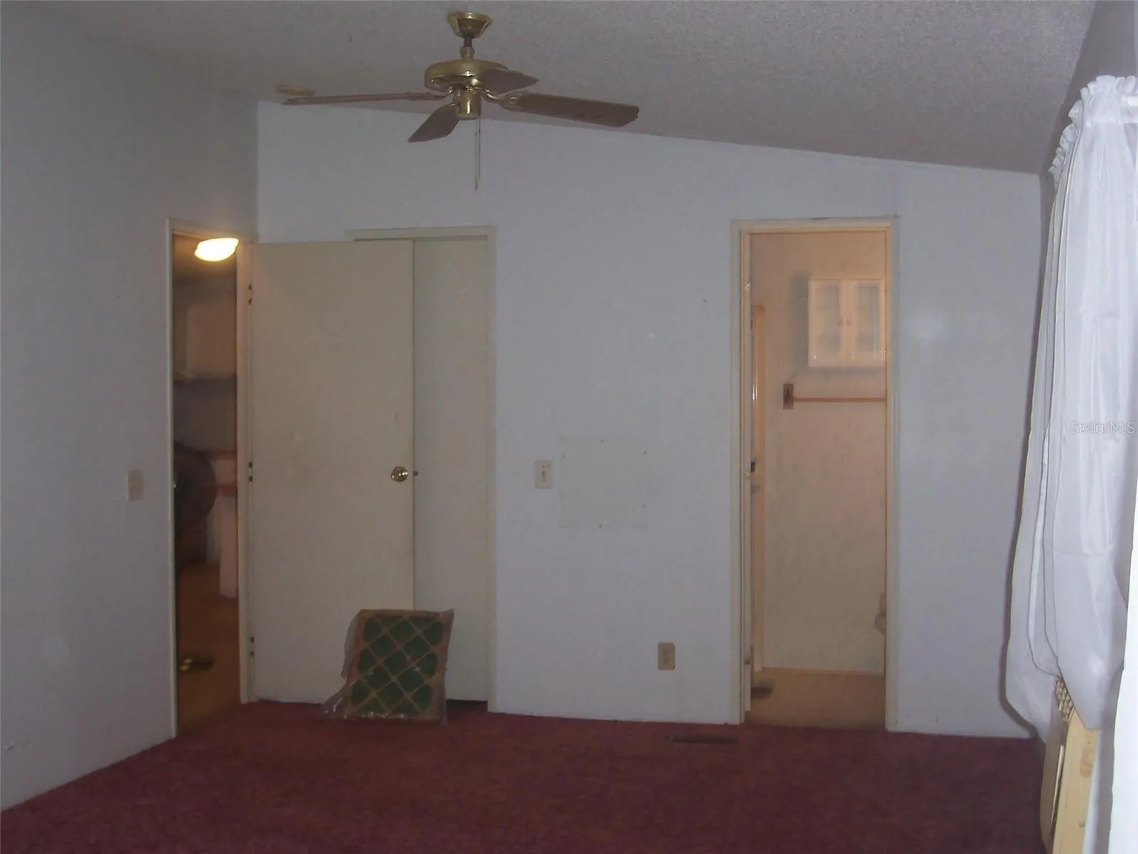 Primary Bedroom meaurement is approximately11x2311x23