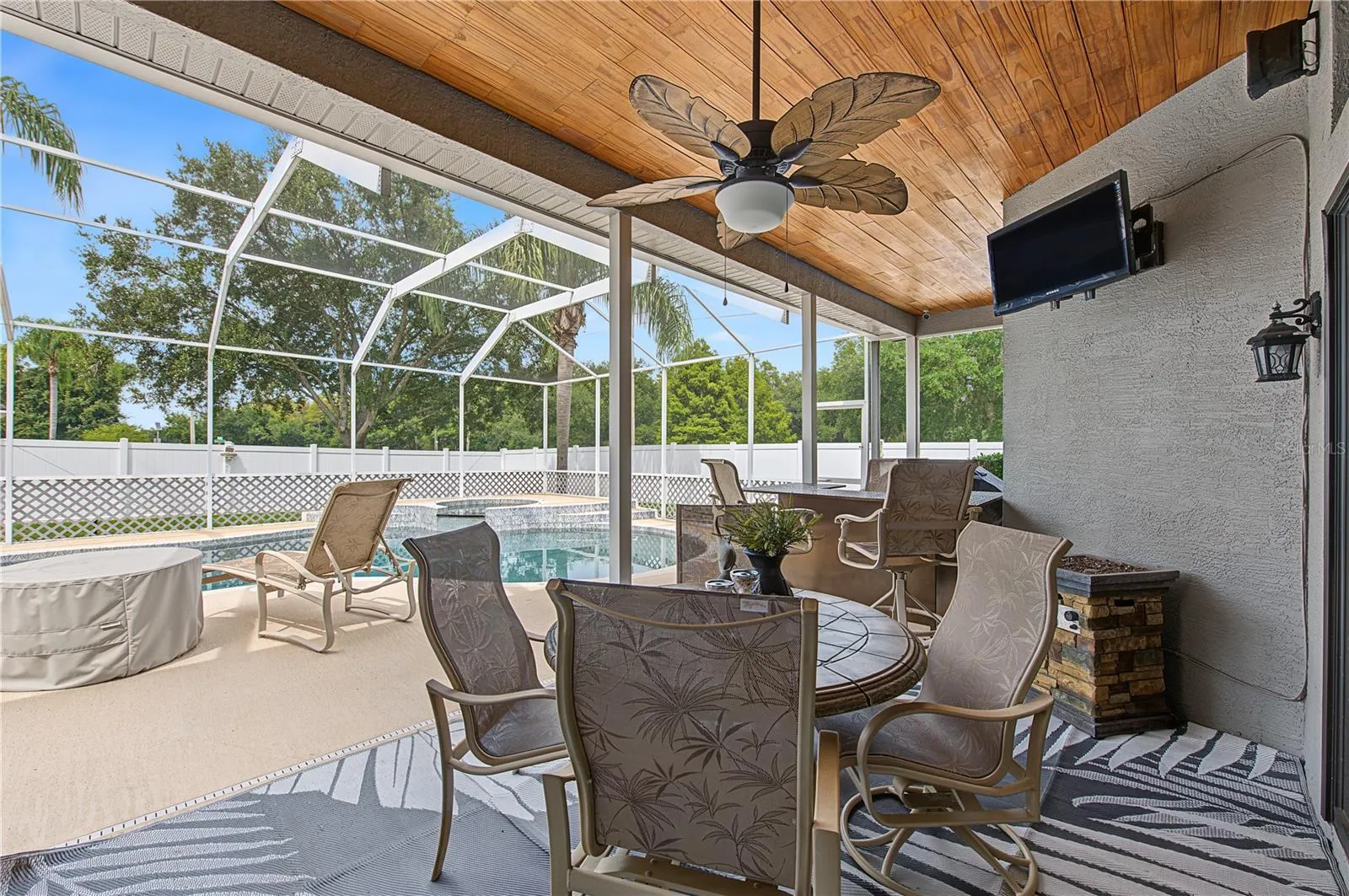 Covered lanai and completely screened in