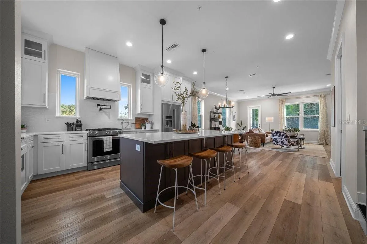 gourmet kitchen