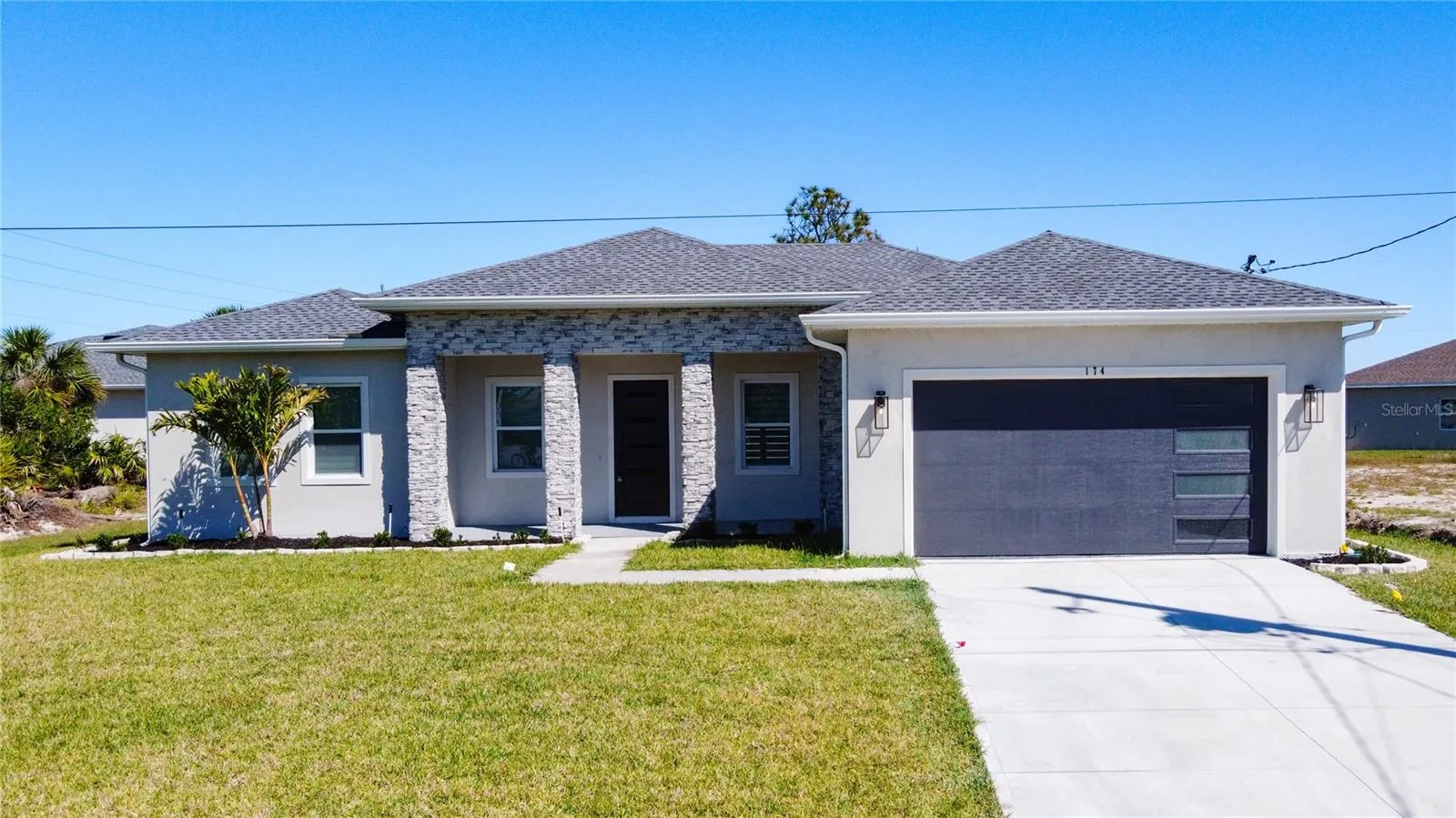 FRONT HOUSE