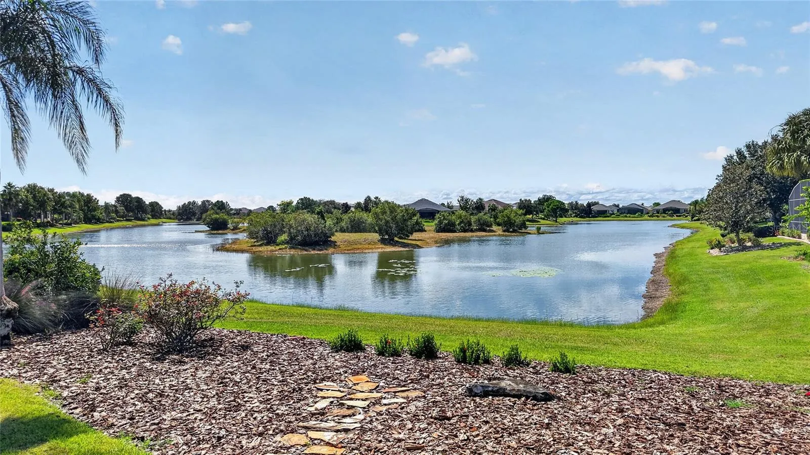 Get your kayak and enjoy a ride through the lake.
