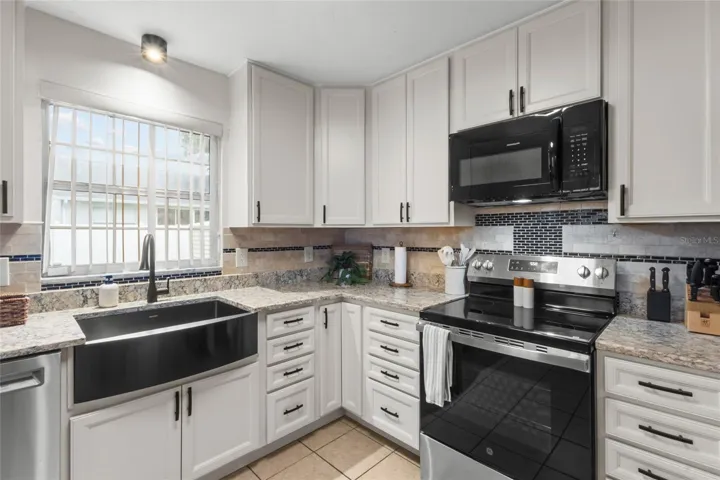 Unit B Kitchen