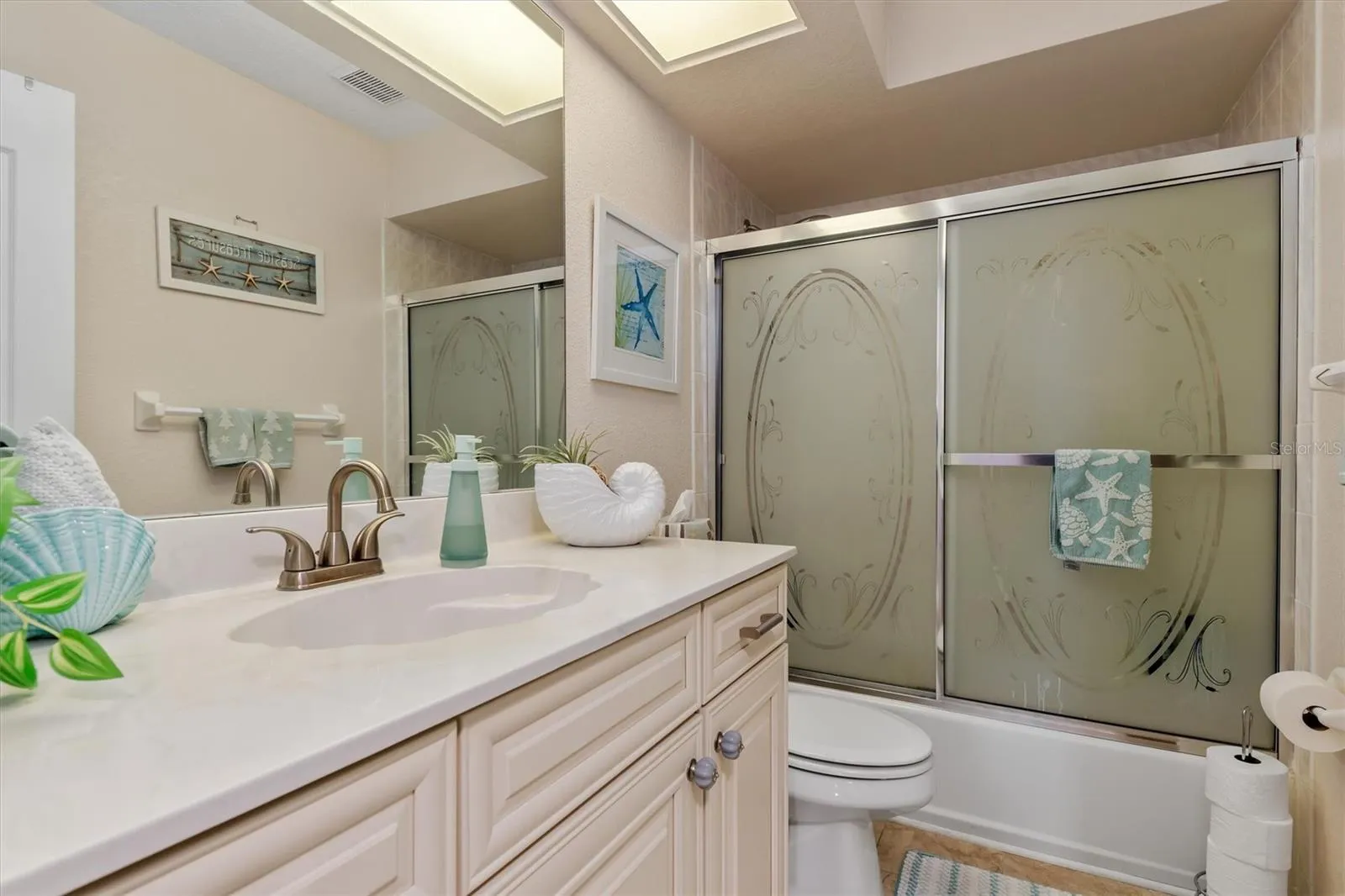 Bathroom #2