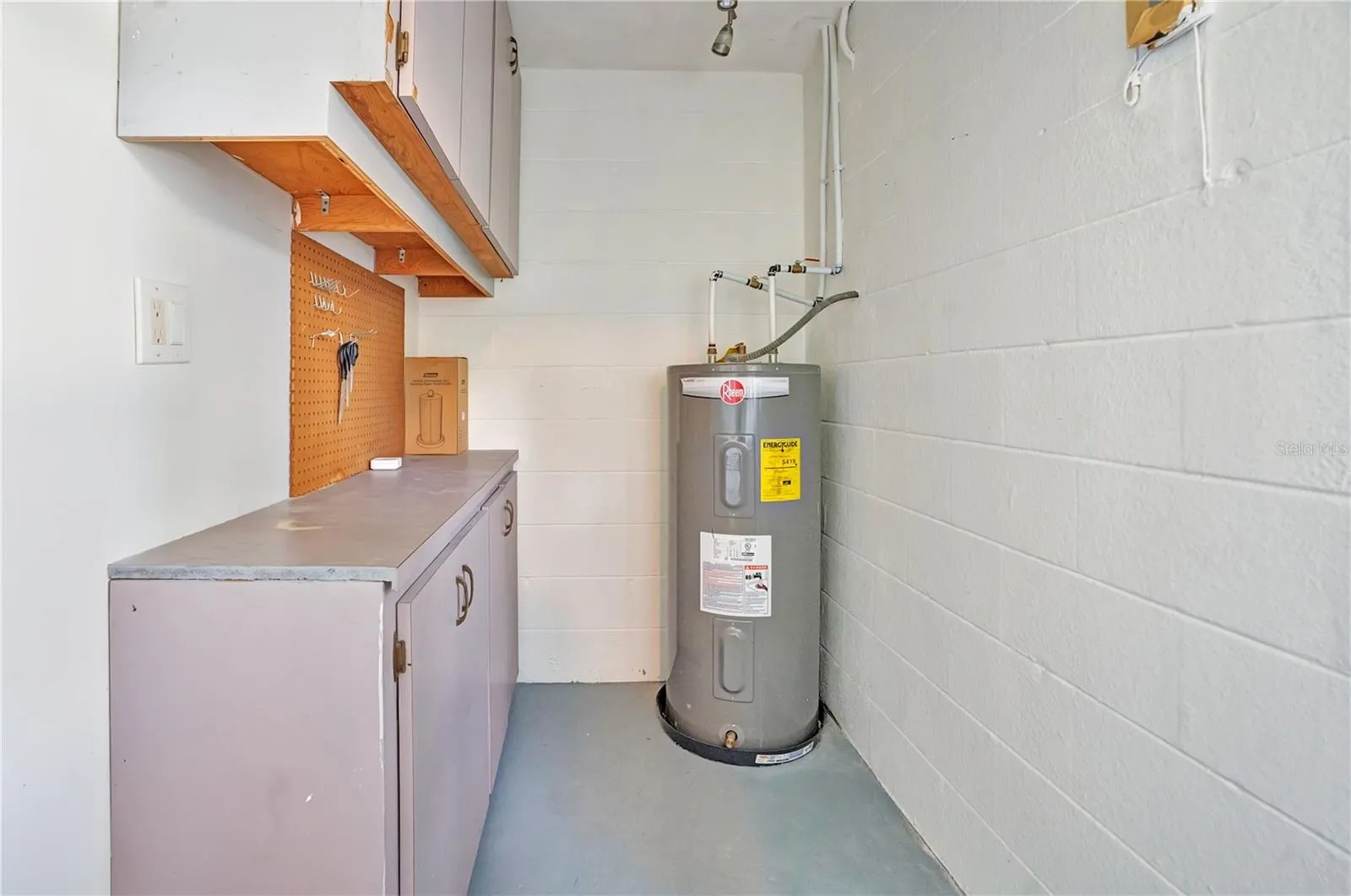 Workshop area off of garage