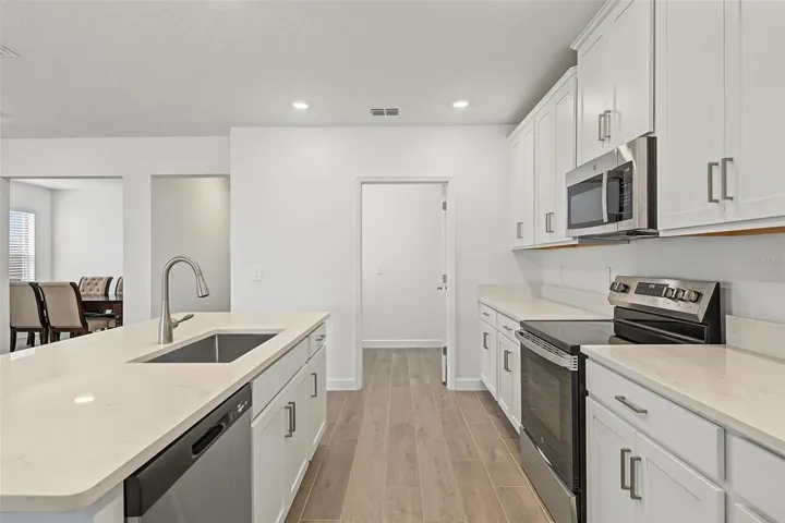 quartz countertops!
