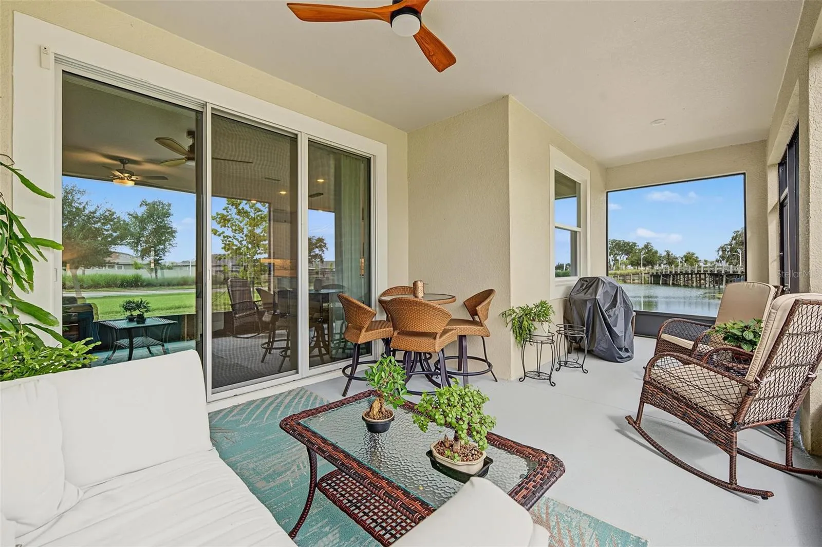 screened & covered lanai
