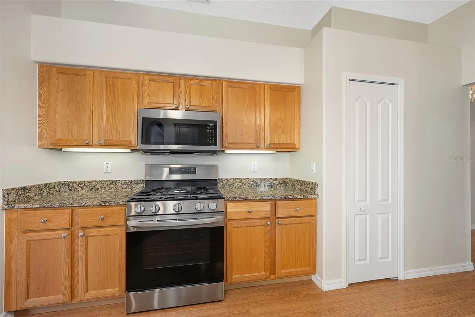 Natural Gas Stove
