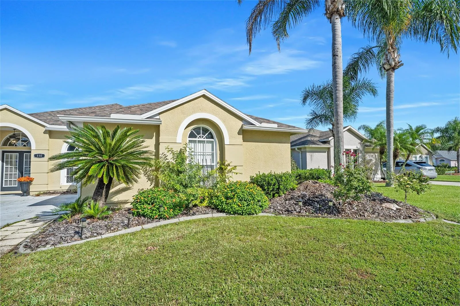 Nicely landscapped yard