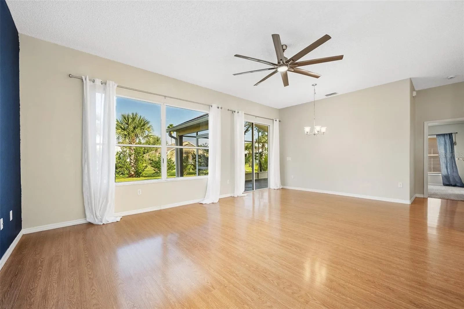 Lots of natural light