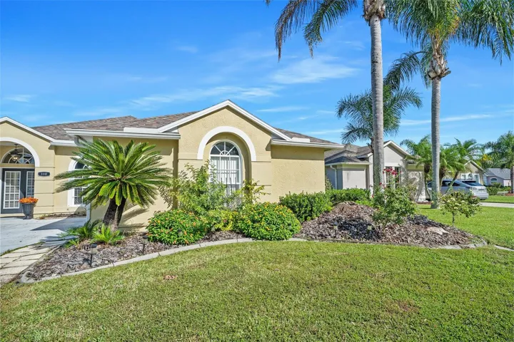 Nicely landscapped yard