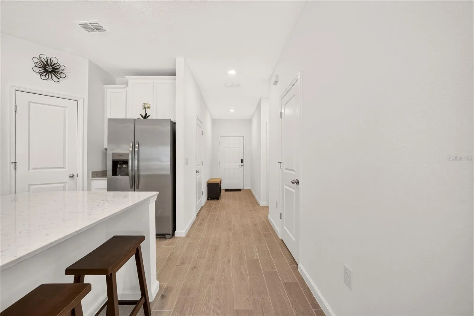 KITCHEN/HALLWAY