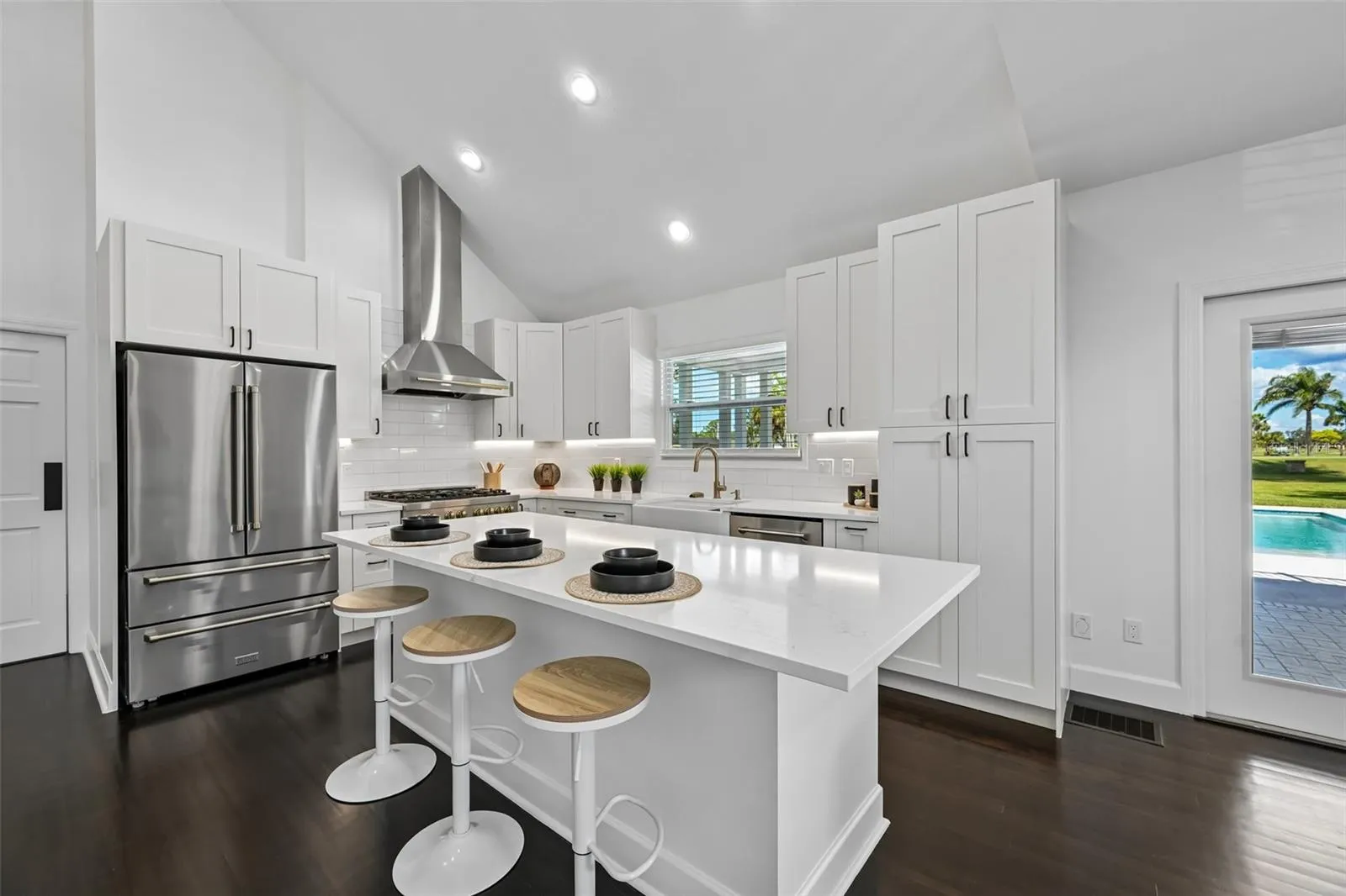 Room for everyone to cook together!