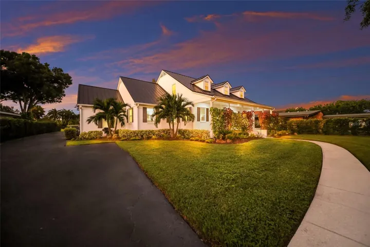Large yard and wonderful curb appeal.
