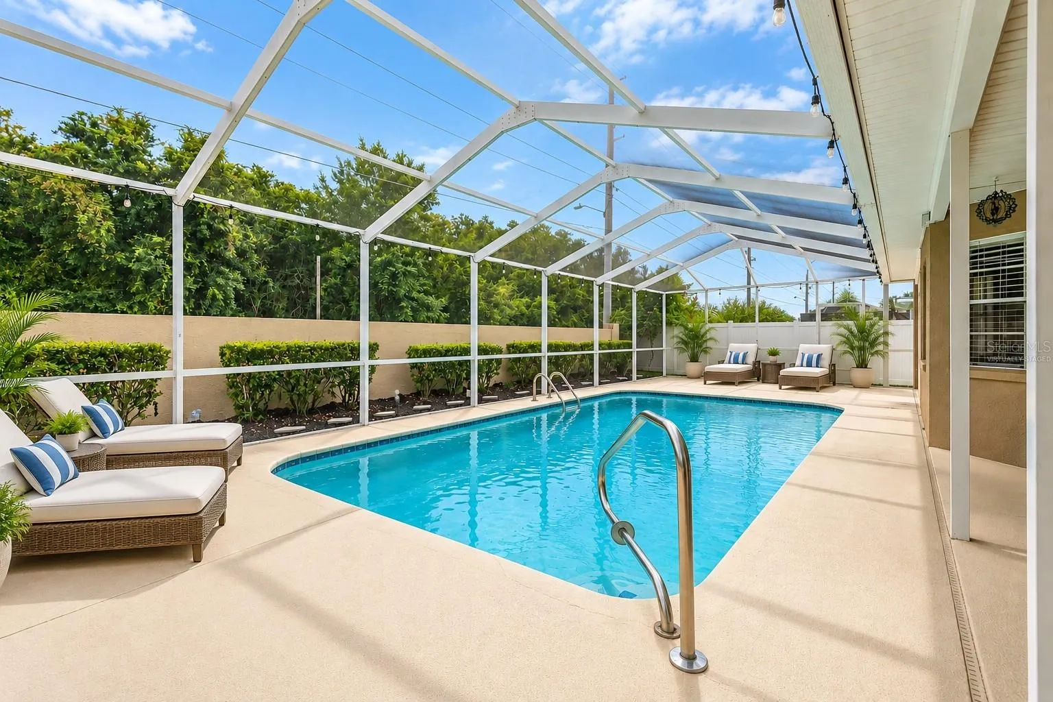 Virtually staged pool deck.
