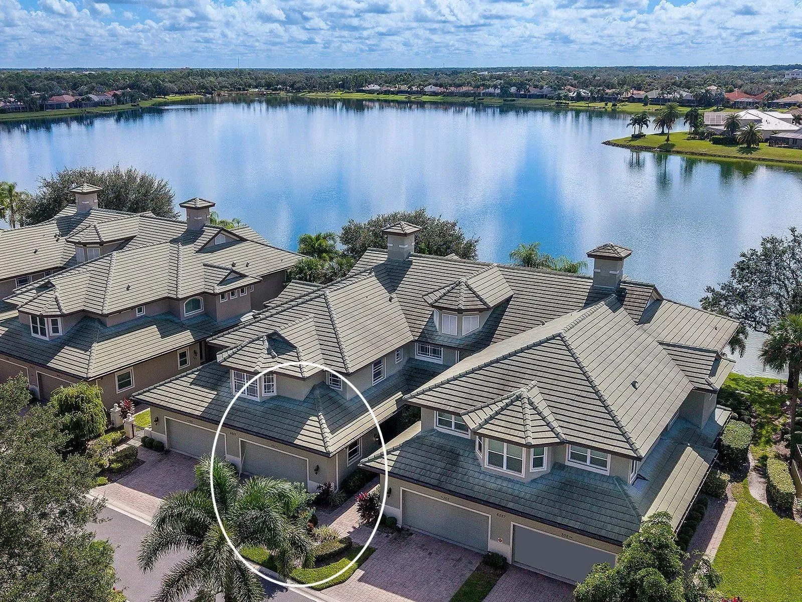 Extraordinary Waterfront Lifestyle