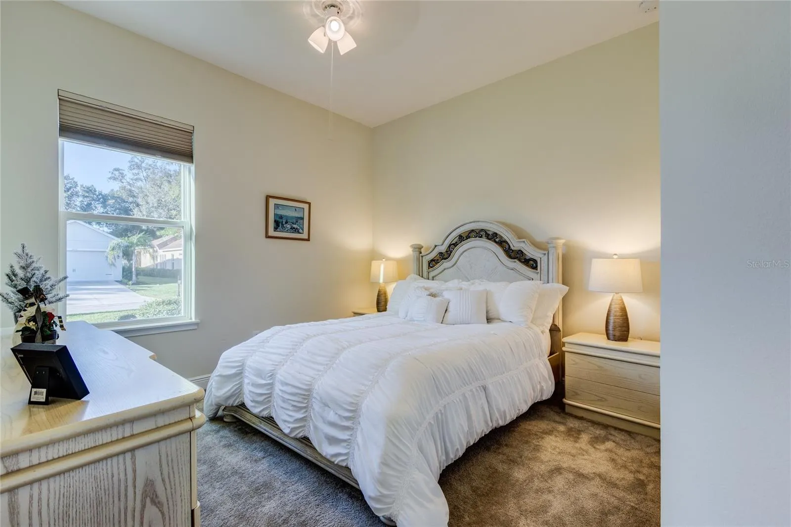 Secondary guest bedroom