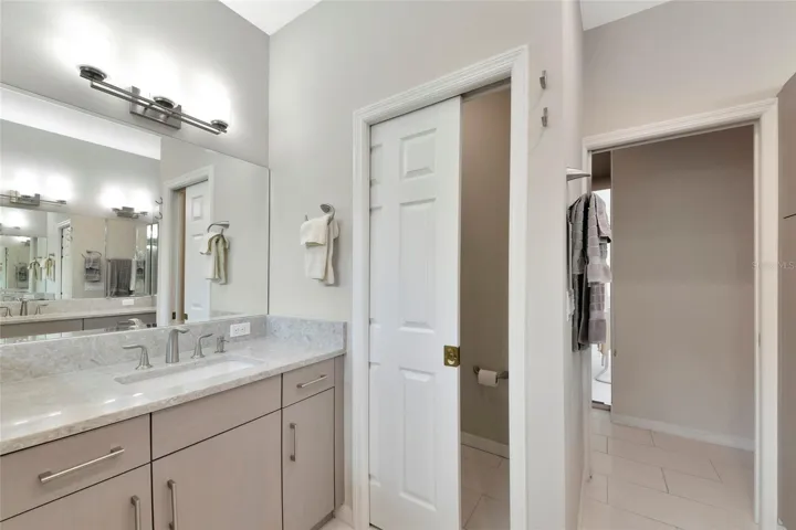 Primary 2nd sink w/quartz counter tops.