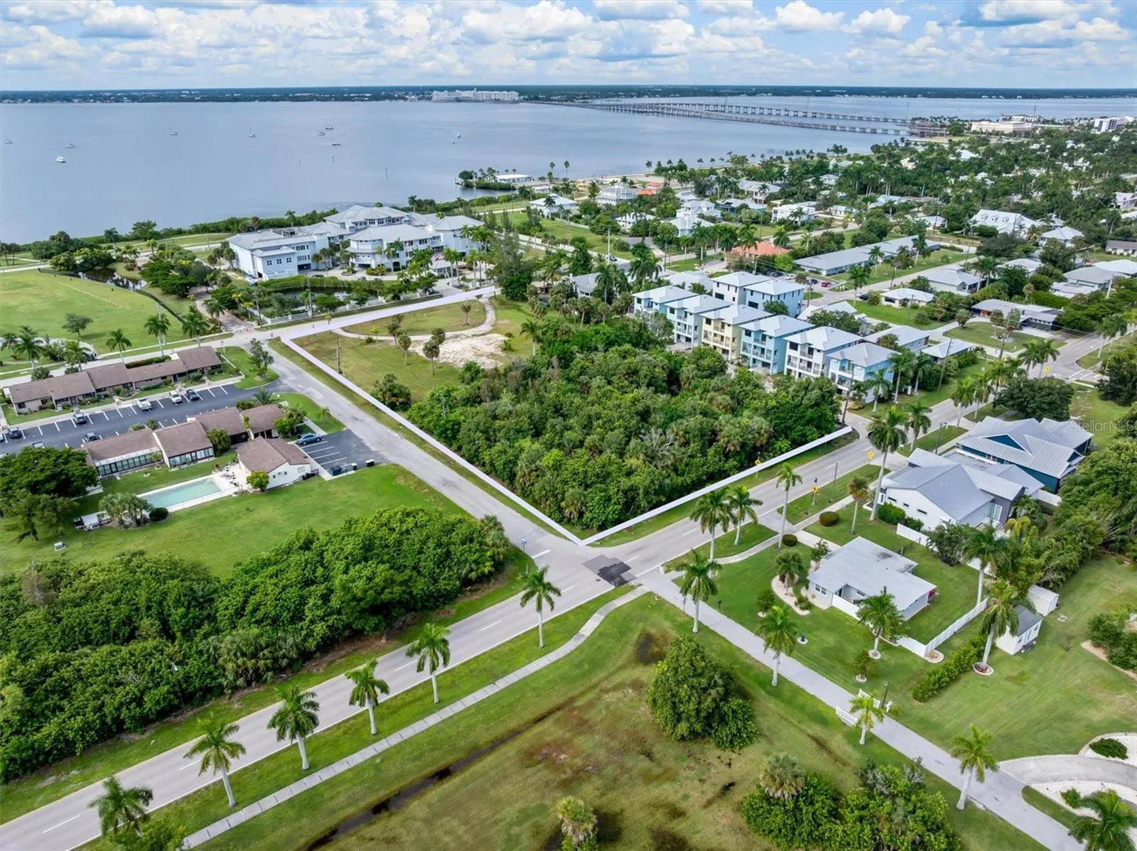 Looking NE to Hw 41 &amp; Port Charlotte