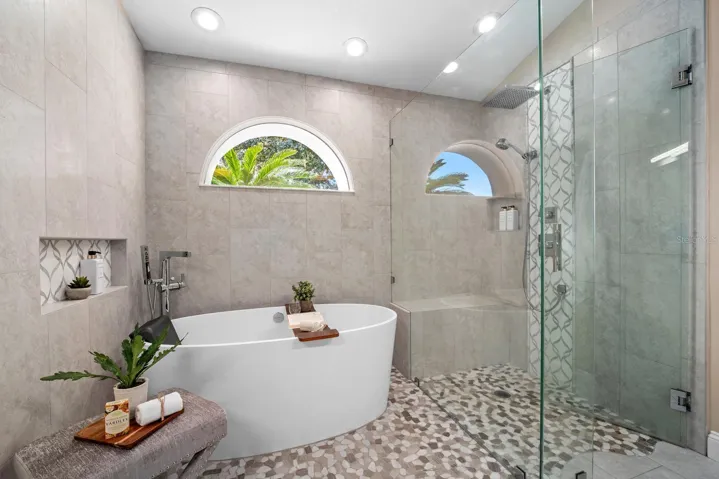 Primary bath