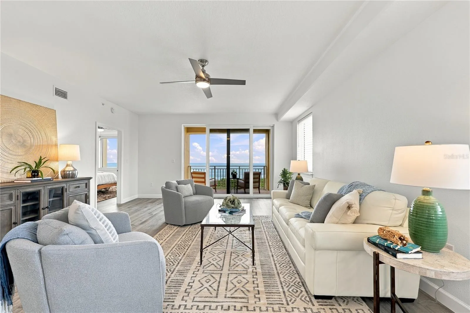 5th Floor End Unit