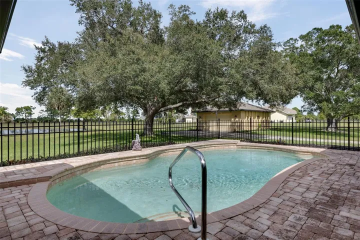 in ground pool