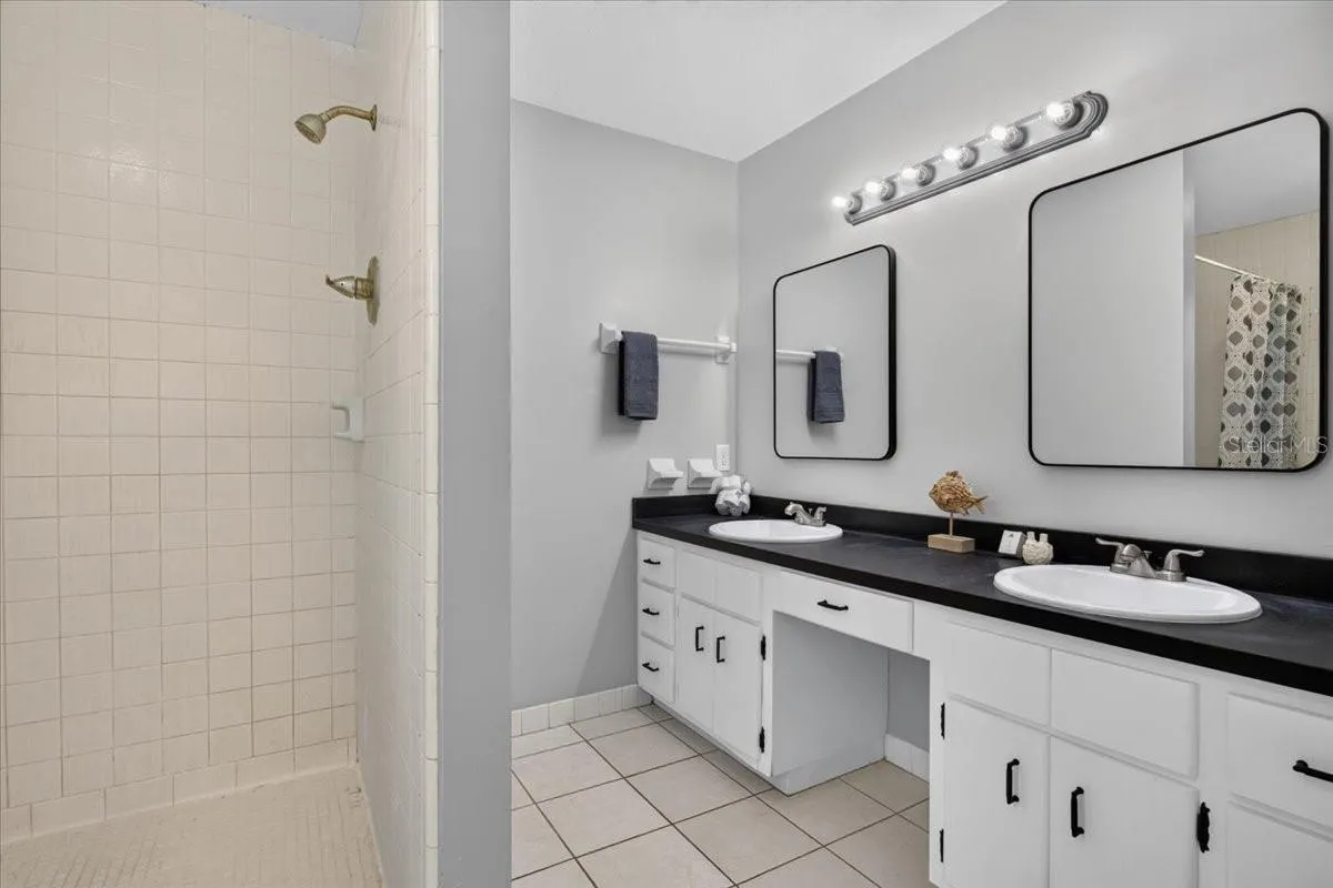 Light and bright Primary Bathroom