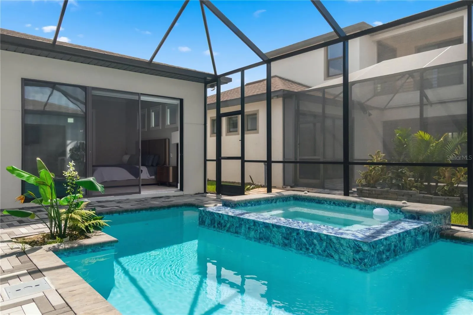Heated Saltwater Pool