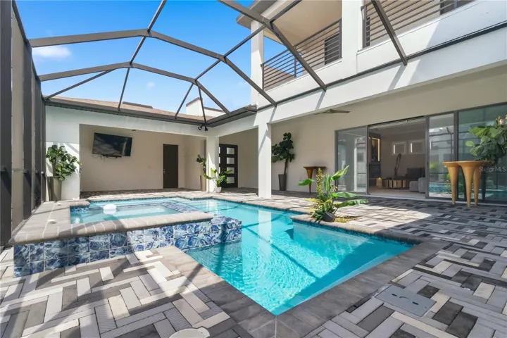 Heated Saltwater Pool