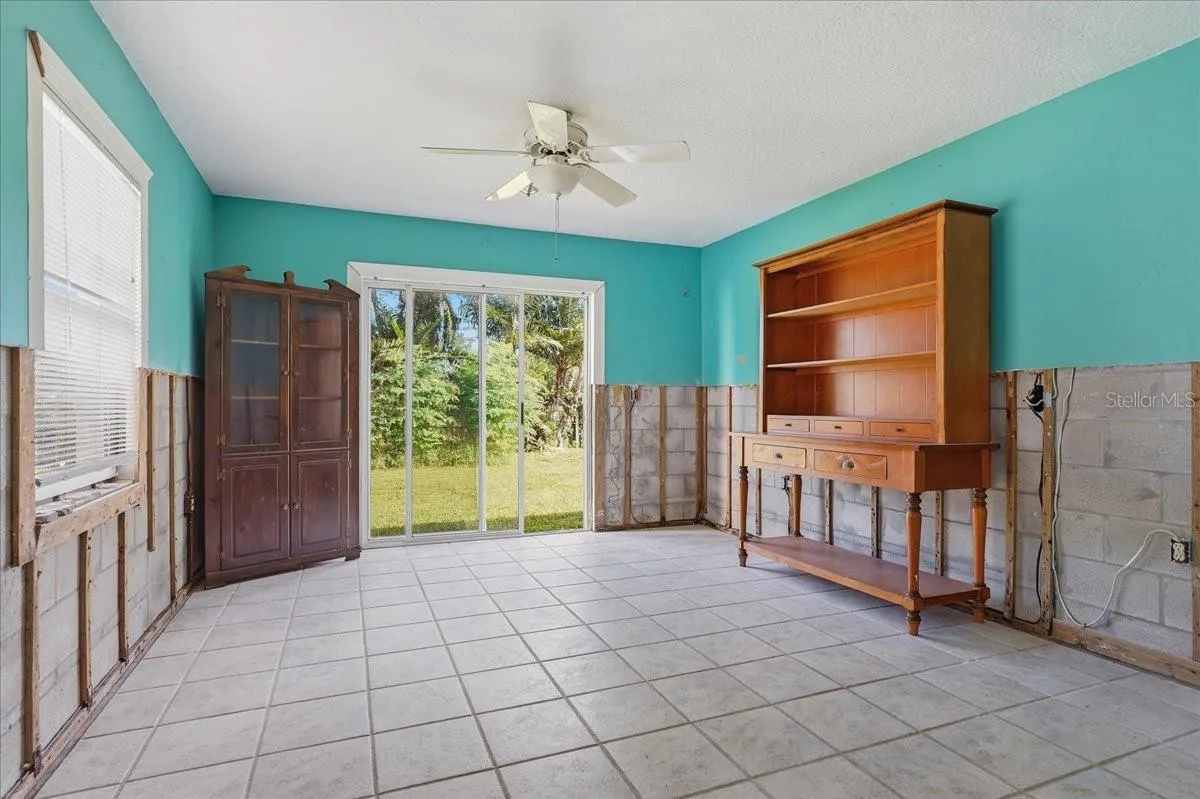 CREATE YOUR DREAM HOME ON THIS BEAUTIFUL PROPERTY!