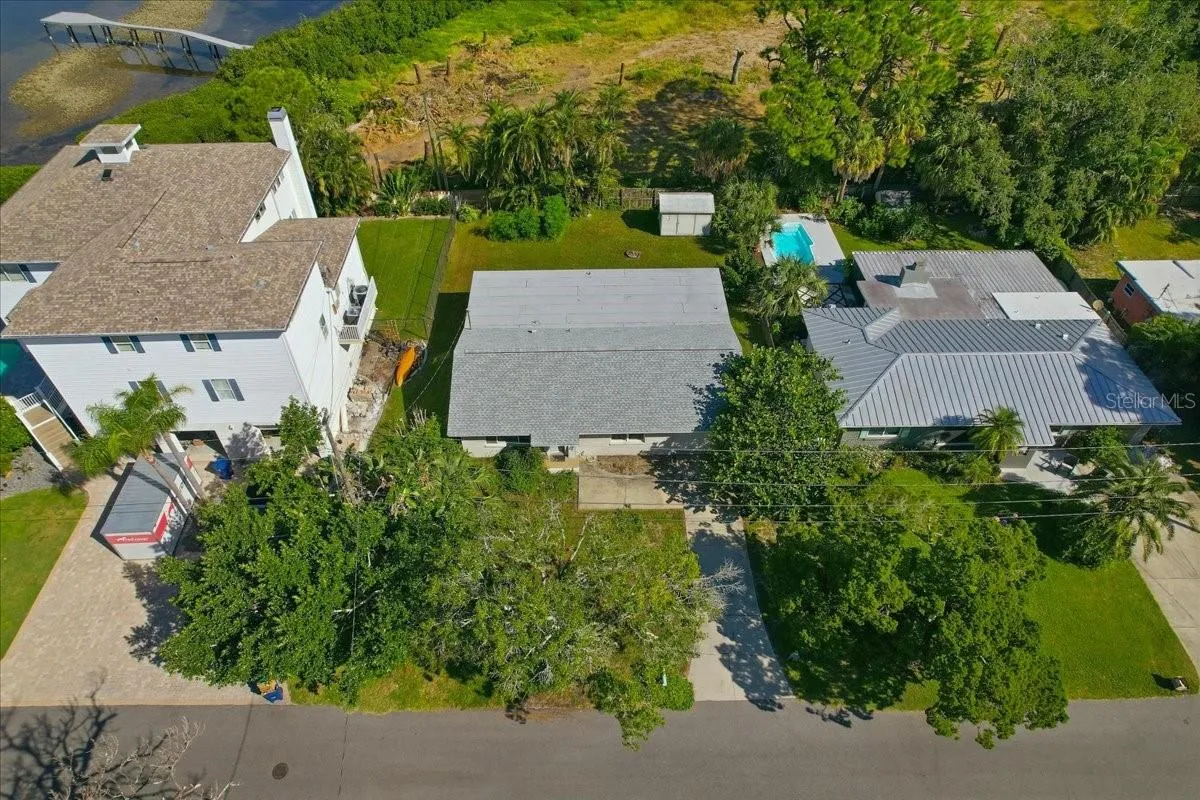 WONDERFUL CHARMING, COASTAL COMMUNITY!