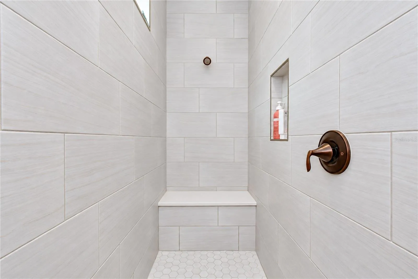 Large walk in shower, extra wide
