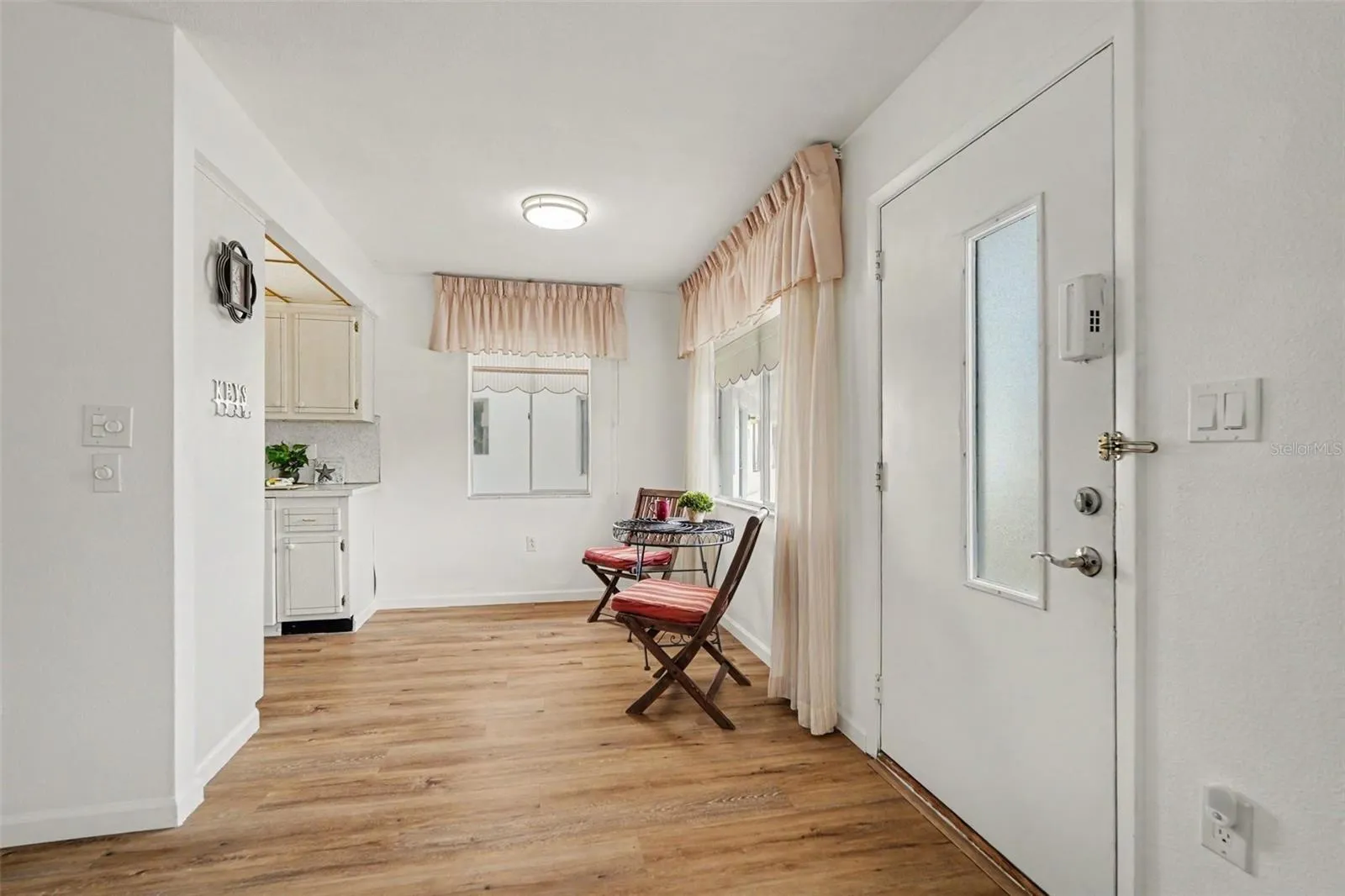 Cozy dining area just off the galley kitchen