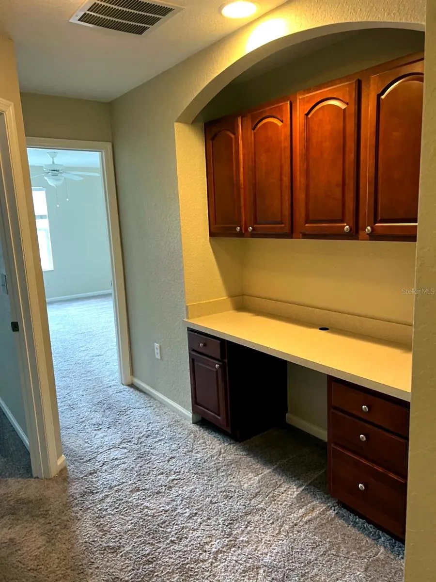 Office space in upstairs hallway