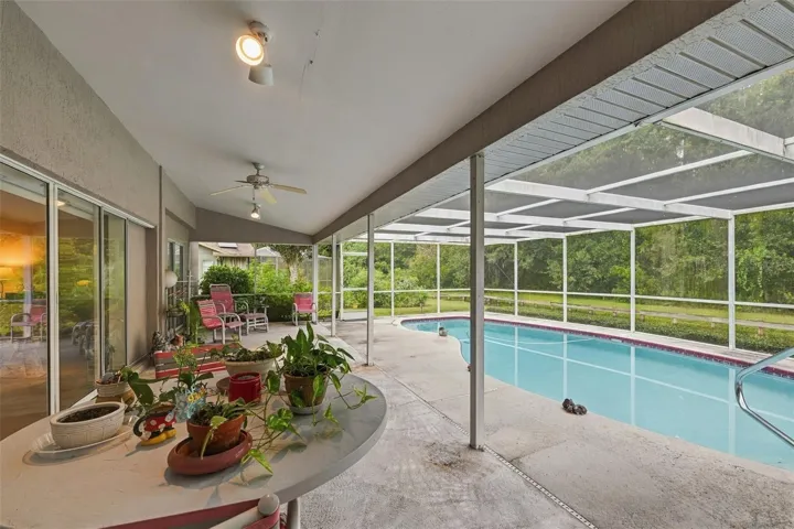 Pool area