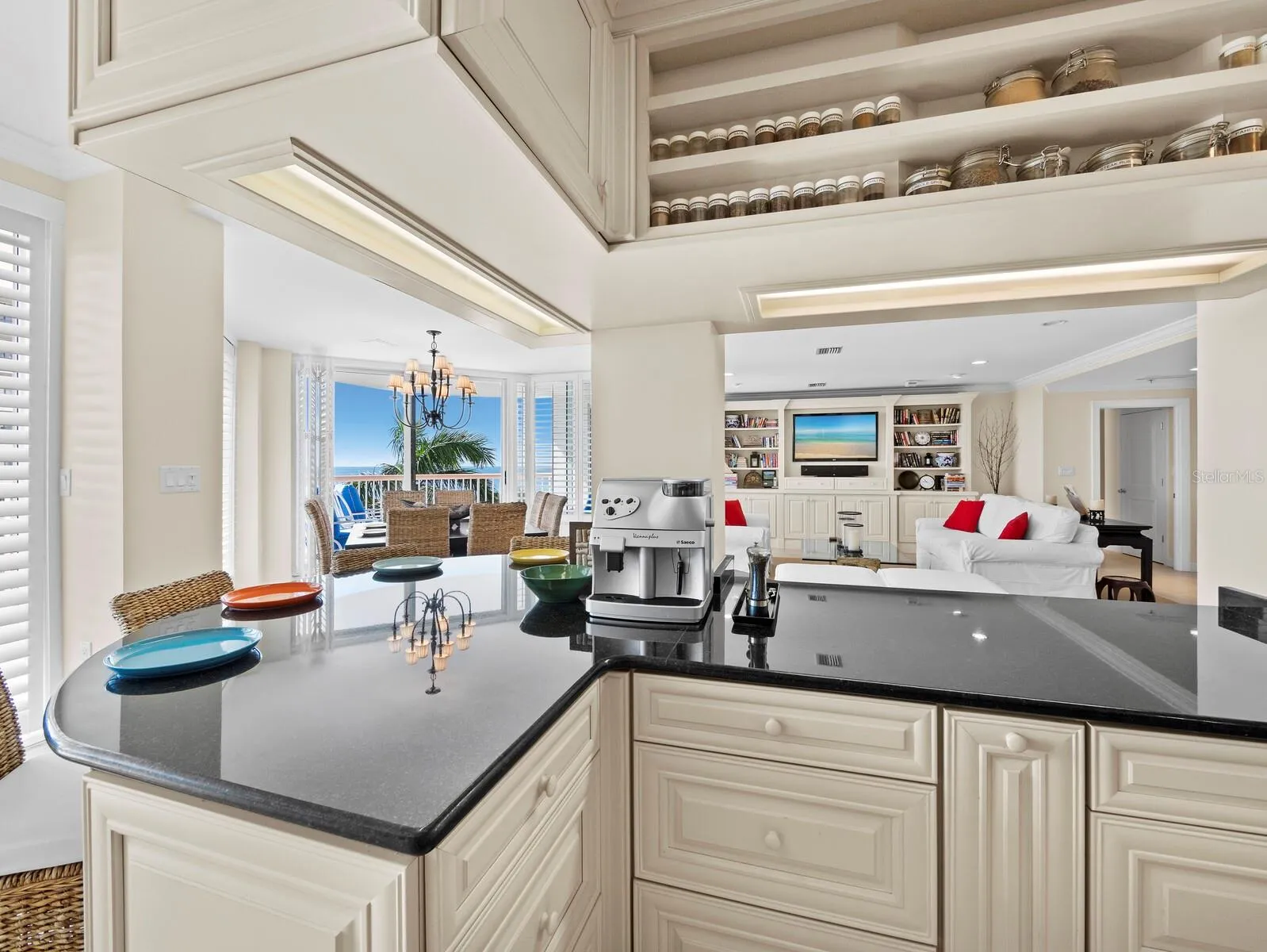 Breakfast bar