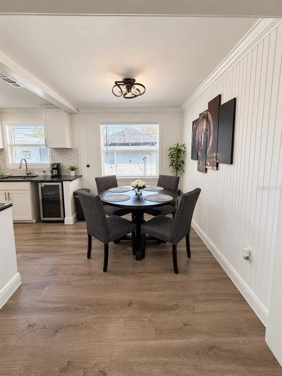 Dinning Table