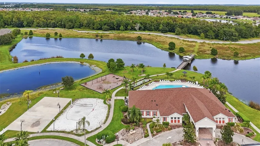 Clubhouse/Amenities