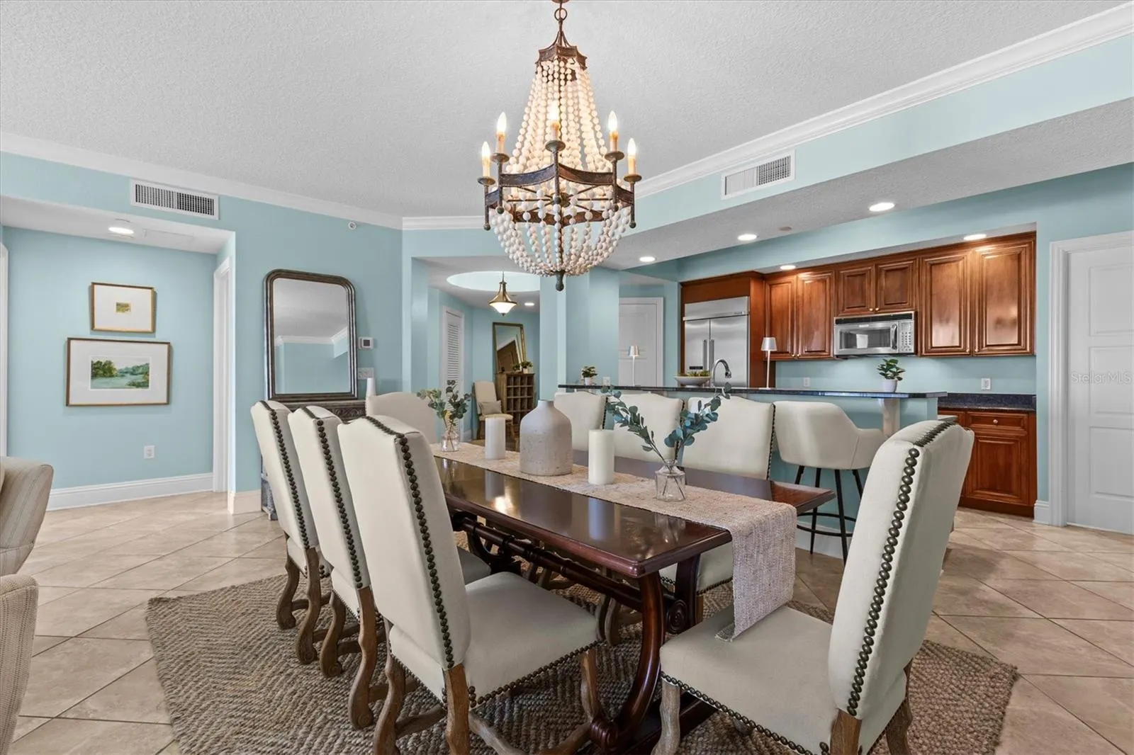Open dining and kitchen area, perfect for relaxed coastal living