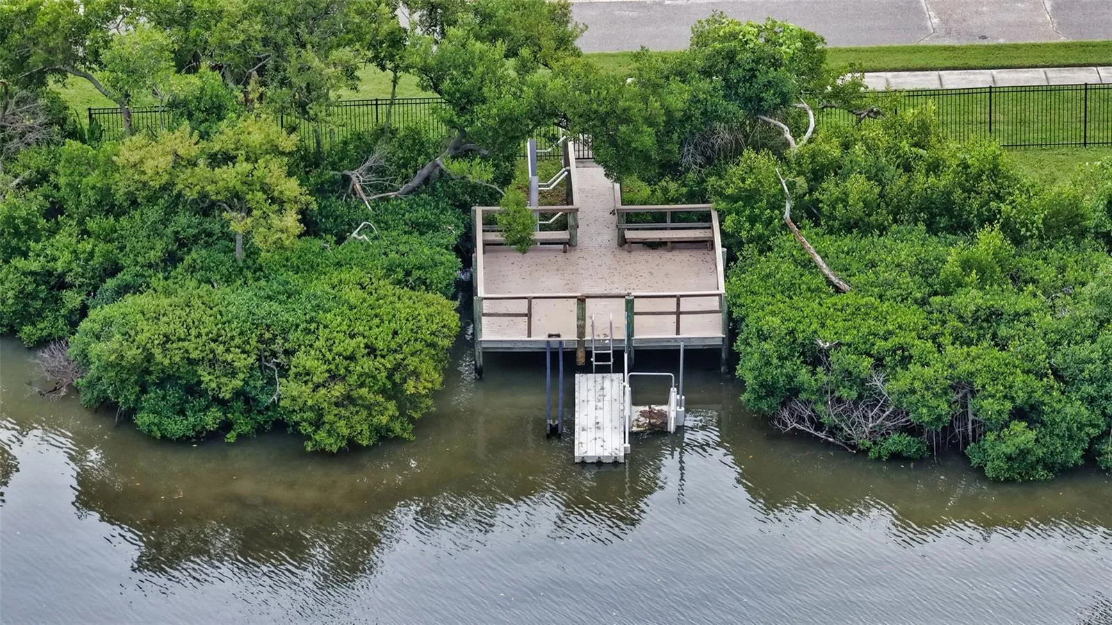 Private deck for kayaks and fishing