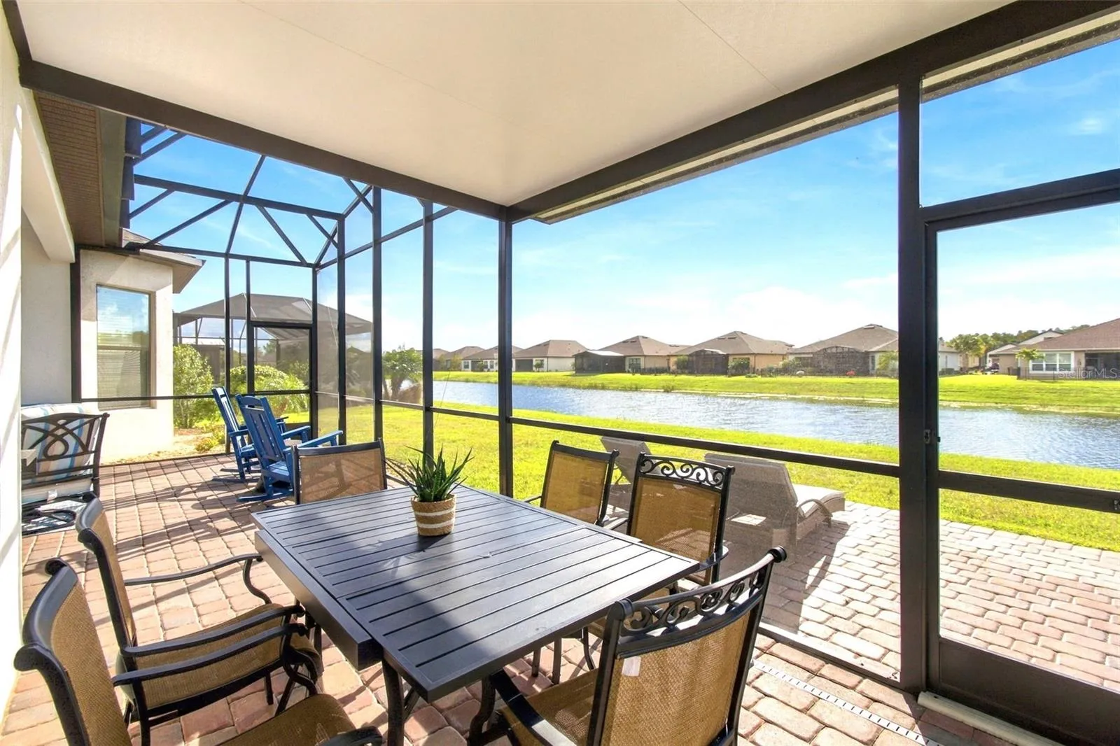 Covered Dining Patio