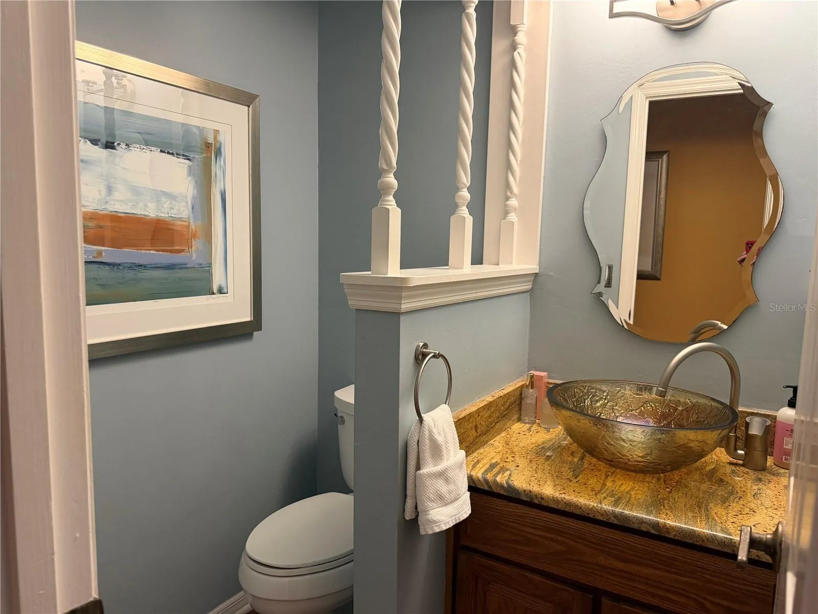 1/2 bath