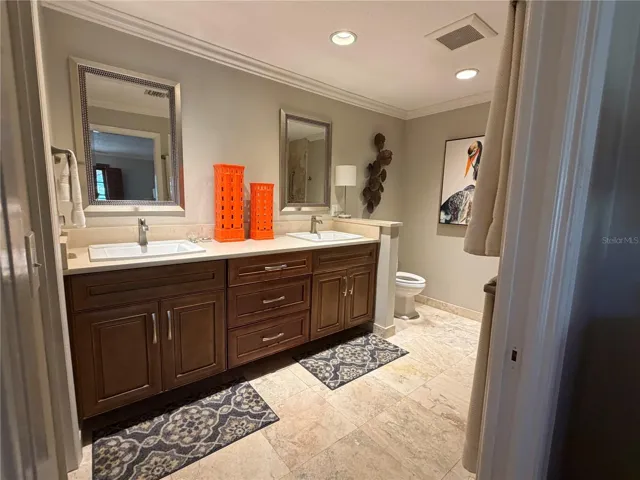 Primary bath