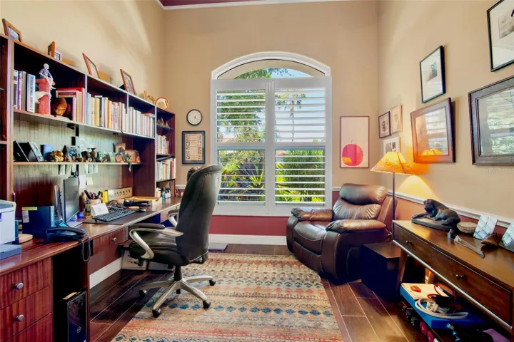 Home office/den