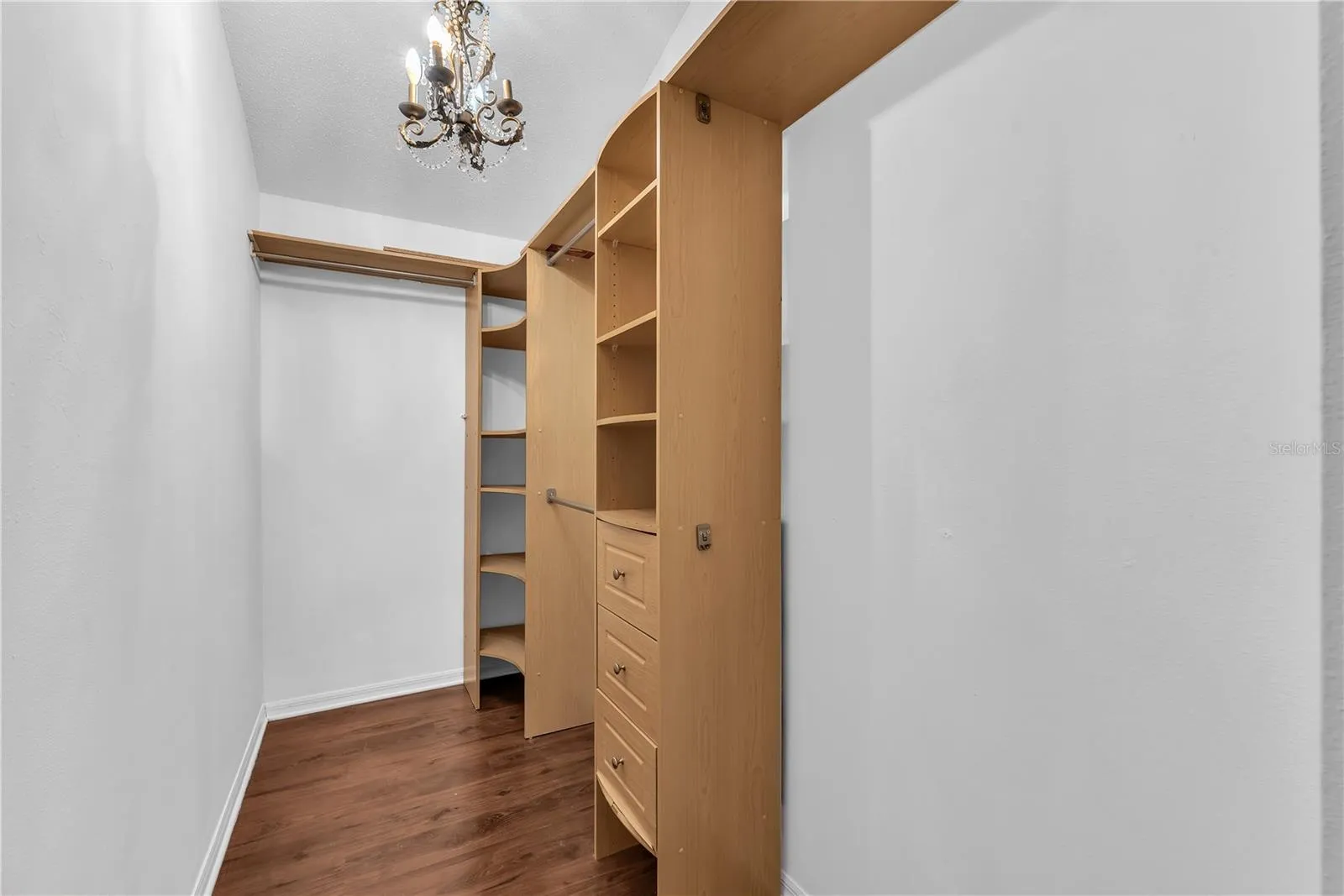 Primary walk in closet.