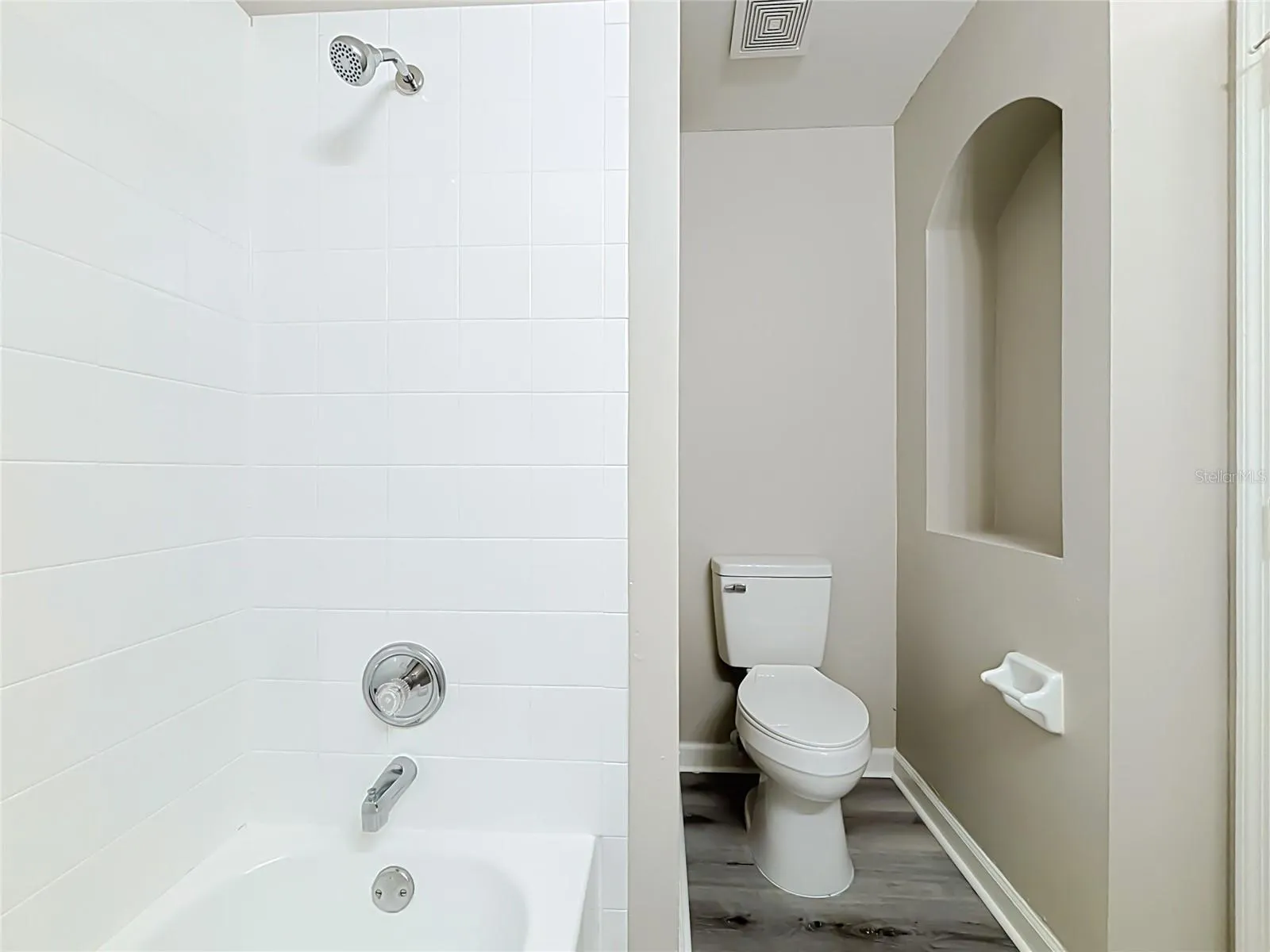 2nd bathroom