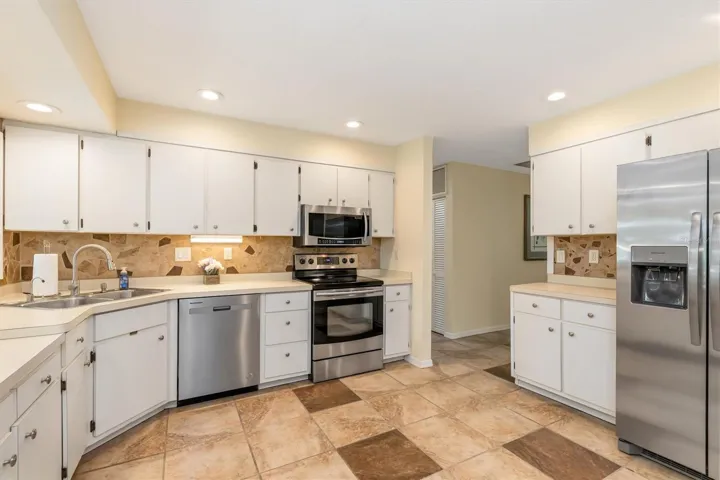 Huge kitchen with BRAND NEW refrigerator