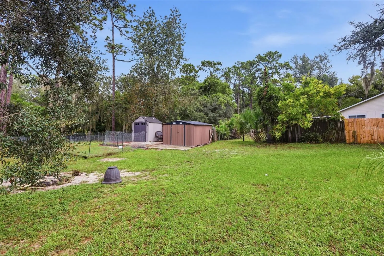 Spacious yard.