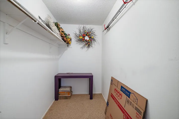 Walk in closet